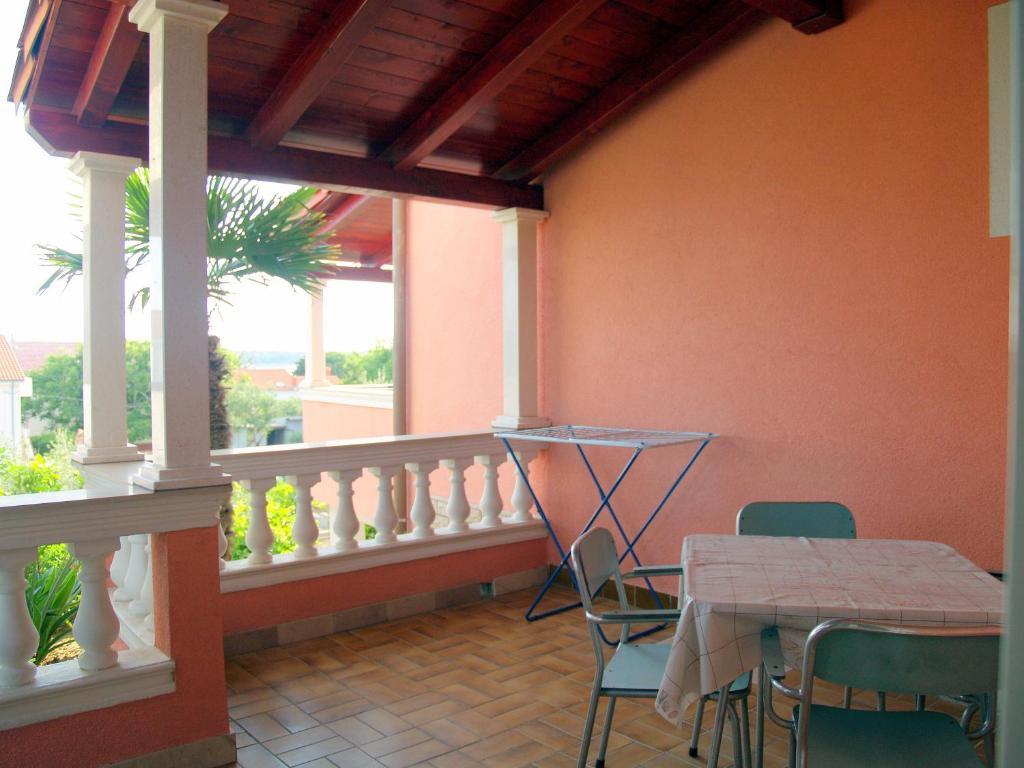 Apartments Banic Barbat na Rabu Bilik gambar